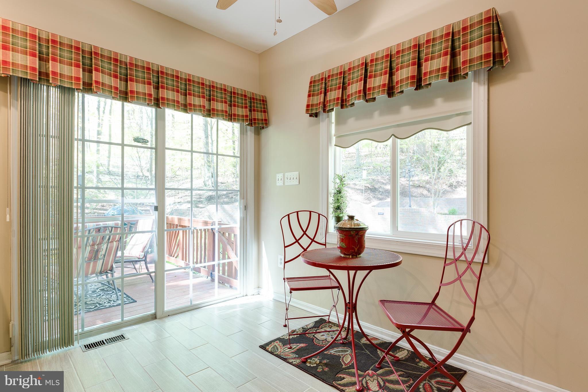12090 Kahns Road Manassas, VA 20112 - Photo 11 of 27 Kitchen