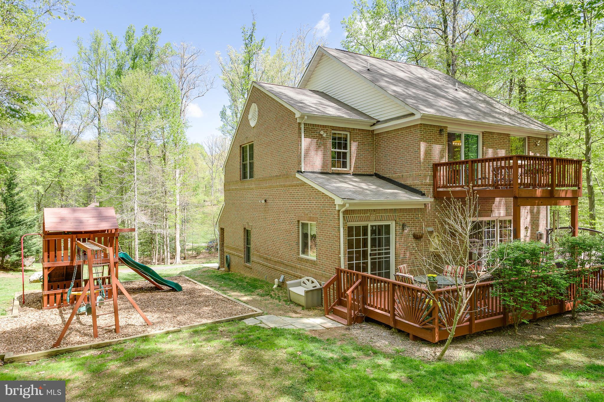 12090 Kahns Road Manassas, VA 20112 - Photo 26 of 27 Exterior (Rear)