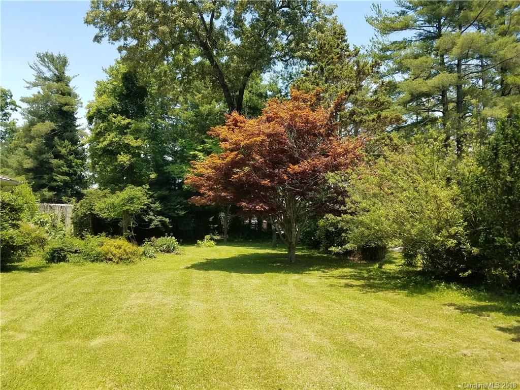 504 Balsam Road Hendersonville, NC 28792 - Photo 19 of 19 Gallery Image 19
