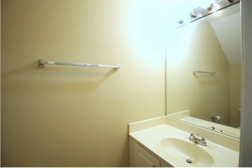 3915 Howell Park Road Duluth, GA 30096 - Photo 6 of 26
