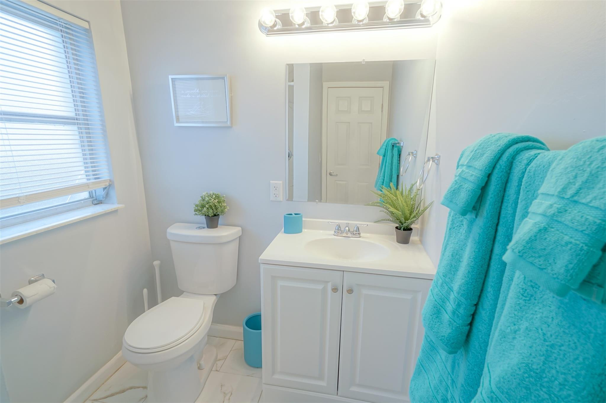 1102 Sunset Road West Palm Beach, FL 33401 - Photo 12 of 24 Photo 12