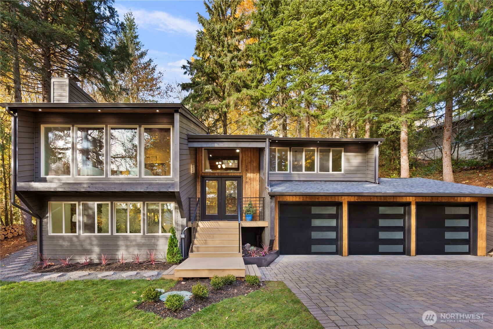 25510 Southeast 159th Street Issaquah, WA 98027 - Photo 3 of 39