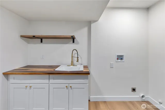 $1,639,900 | 25510 Southeast 159th Street, Issaquah, WA 98027