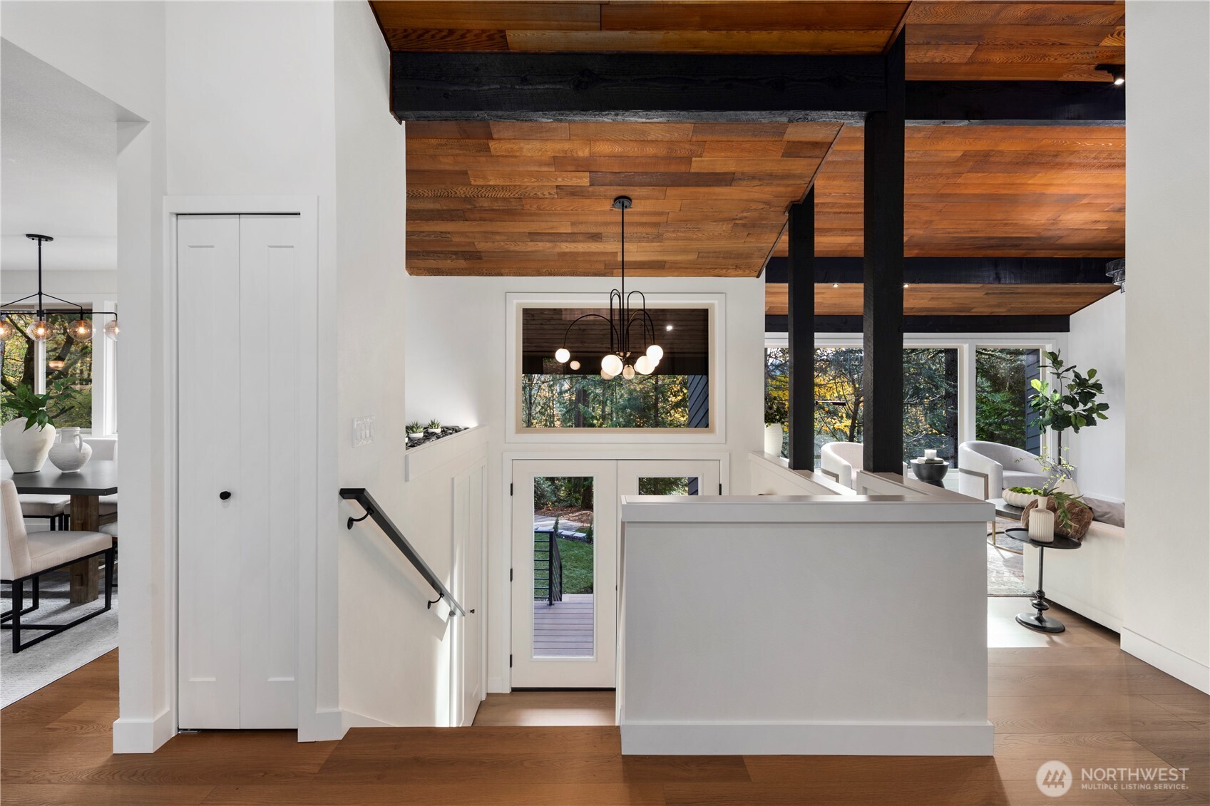 25510 Southeast 159th Street Issaquah, WA 98027 - Photo 9 of 39