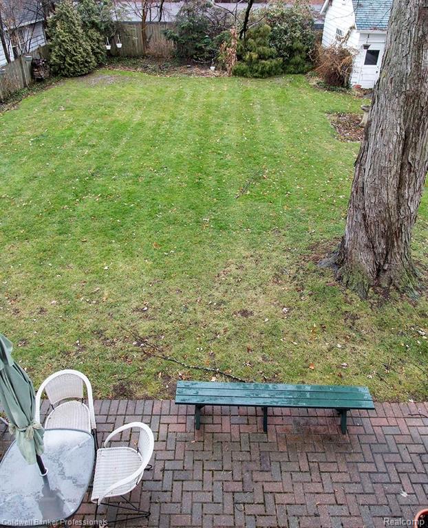 2252 Yorkshire Road Birmingham, MI 48009 - Photo 21 of 34