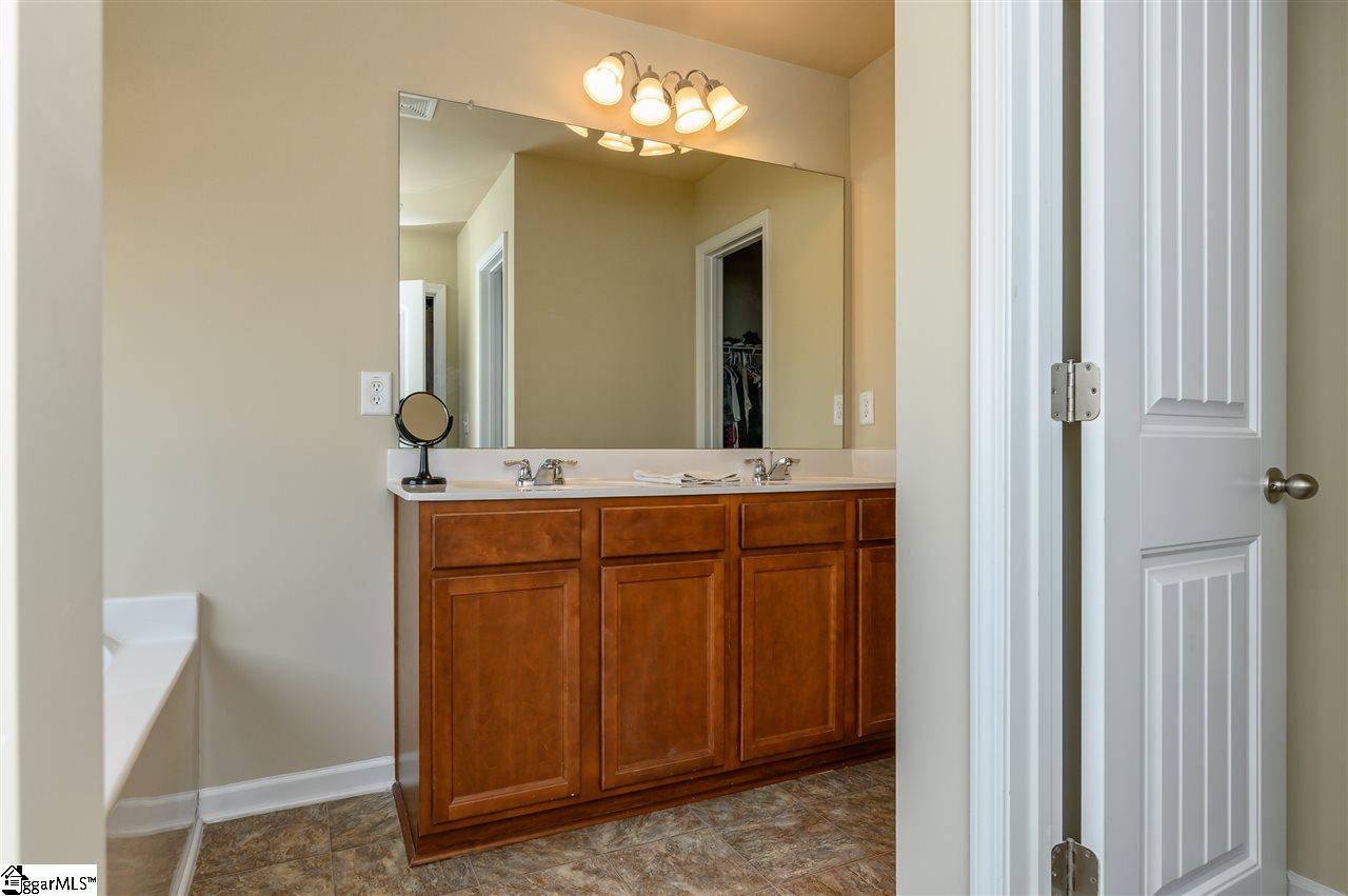18 Shefleys Road Simpsonville, SC 29680 - Photo 14 of 22 Gallery Image 14