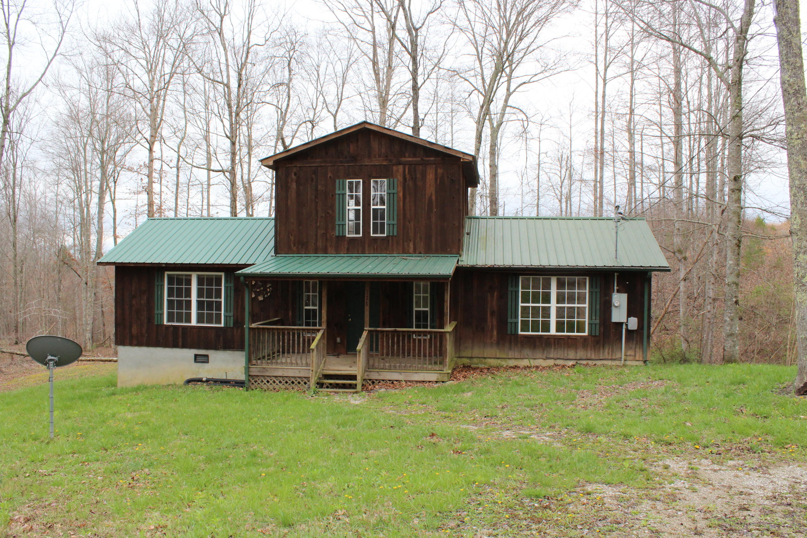 140 Copley Cemetery Road Jamestown, TN 38556 - Photo 1 of 32 001