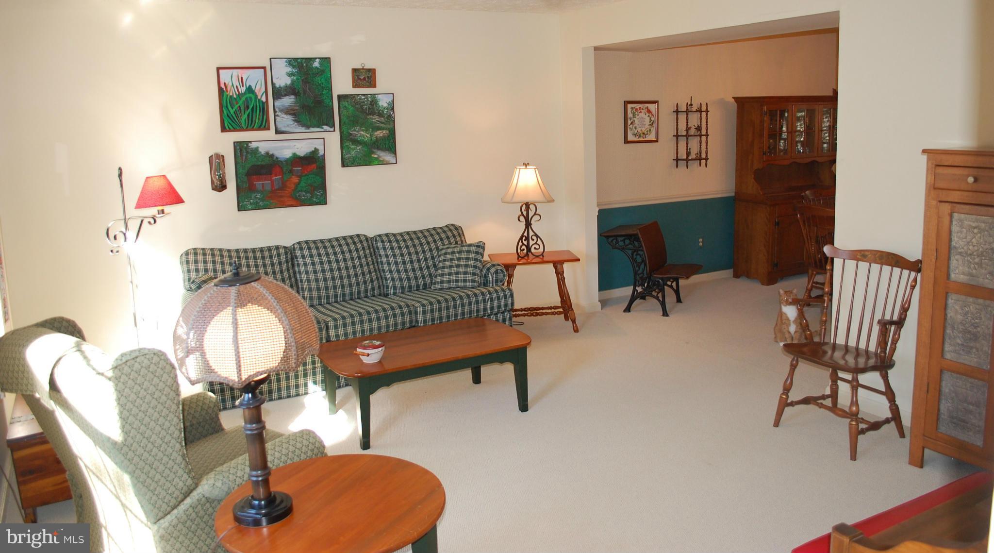 51 Sheridan Road Arnold, MD 21012 - Photo 12 of 28 Living Room