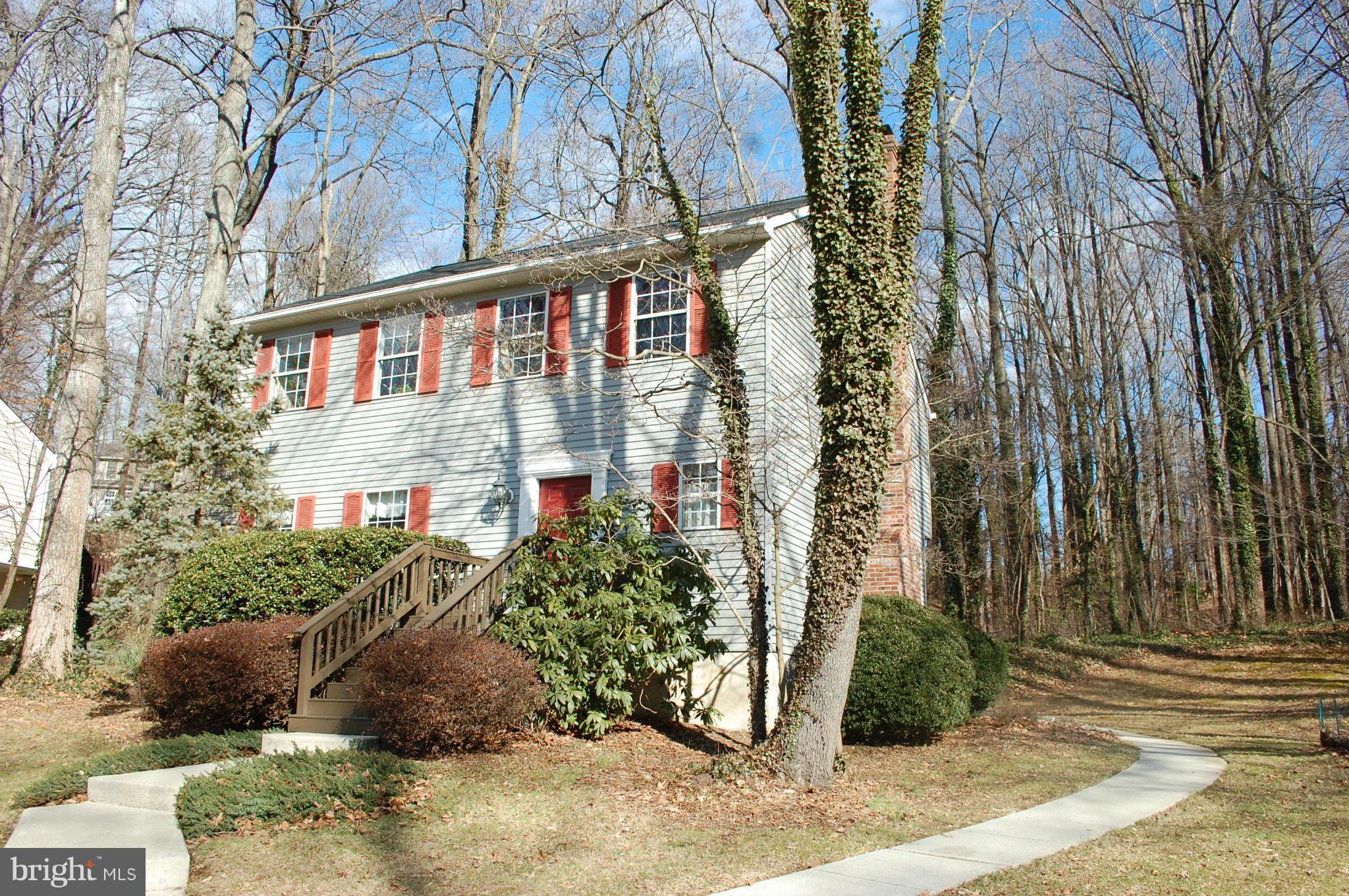 51 Sheridan Road Arnold, MD 21012 - Photo 21 of 28 Exterior (Front)