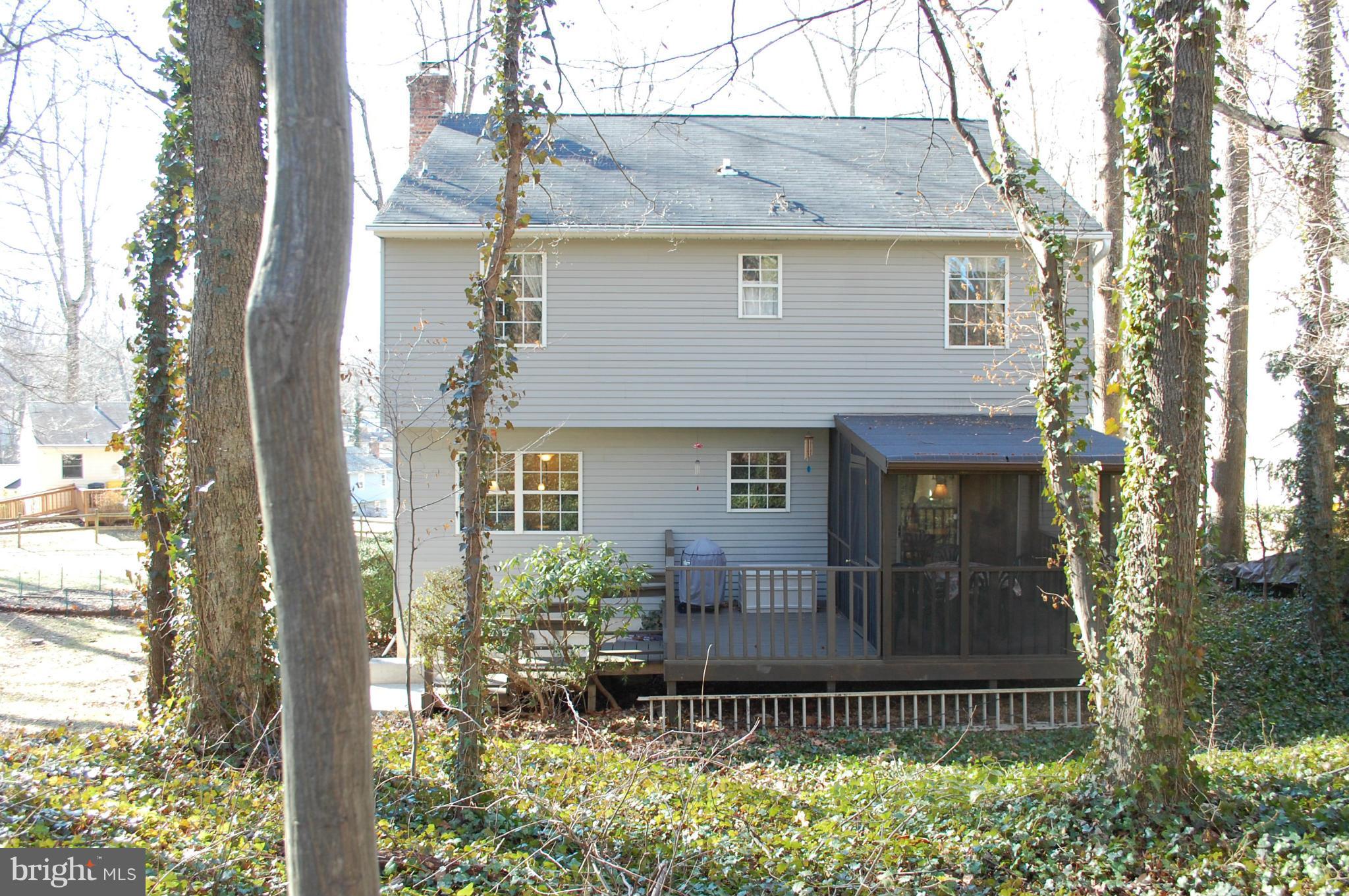 51 Sheridan Road Arnold, MD 21012 - Photo 24 of 28 Exterior (Rear)