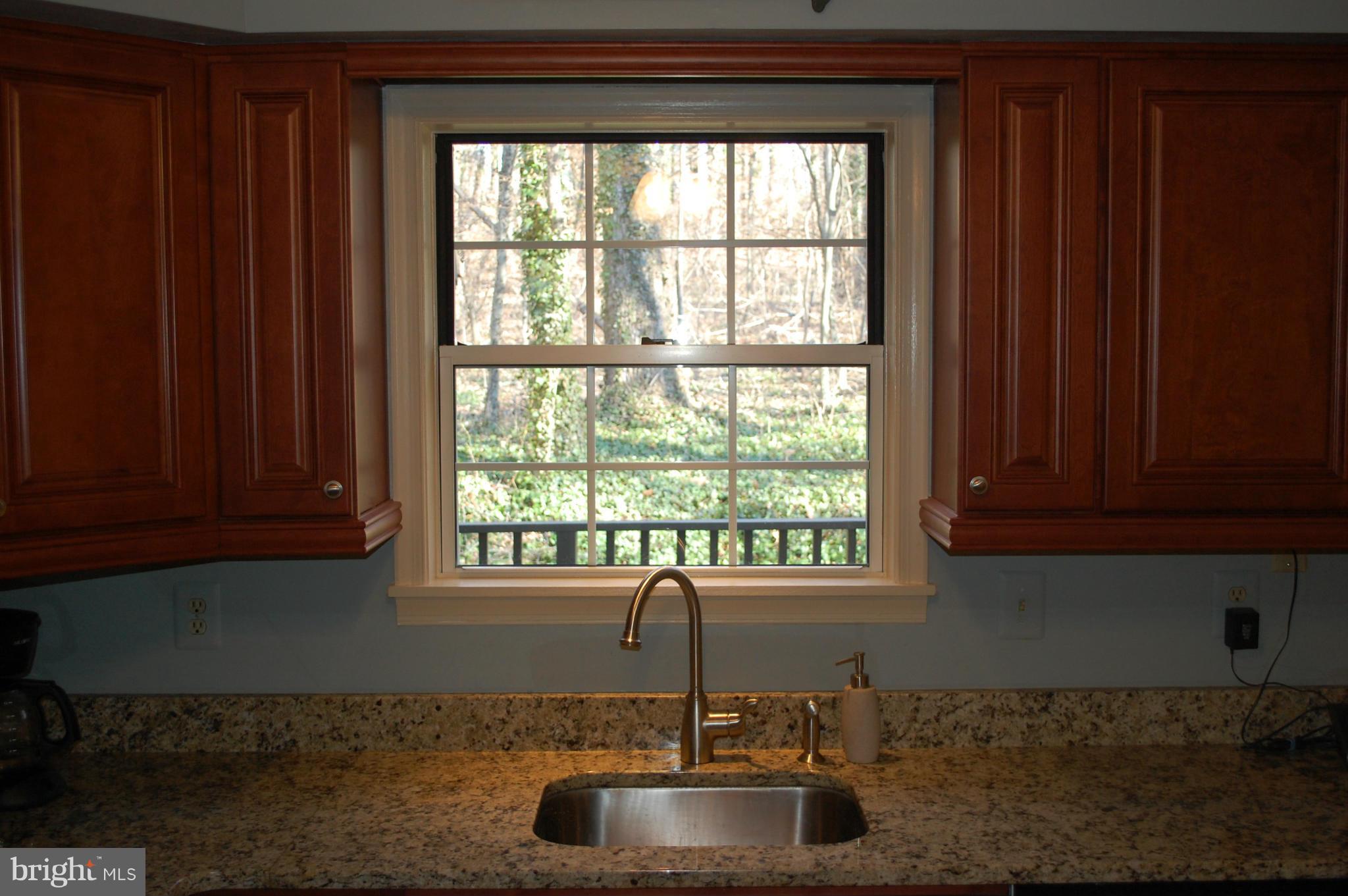 51 Sheridan Road Arnold, MD 21012 - Photo 6 of 28 Kitchen