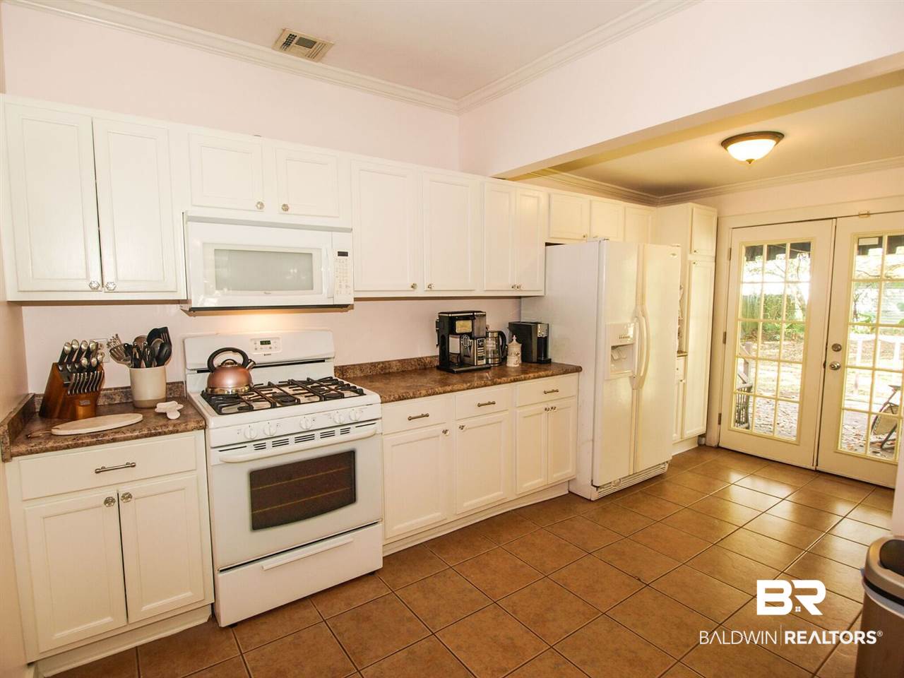 266 Westreetwood Street Mobile, AL 36606 - Photo 3 of 15