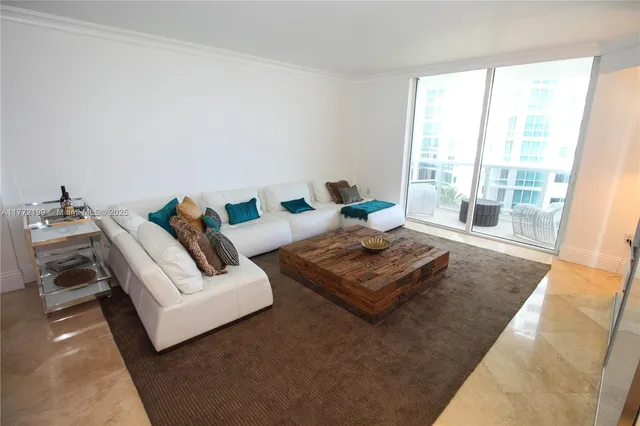 $1,125,000 | 10275 Collins Avenue, Unit 833, Bal Harbour, FL 33154