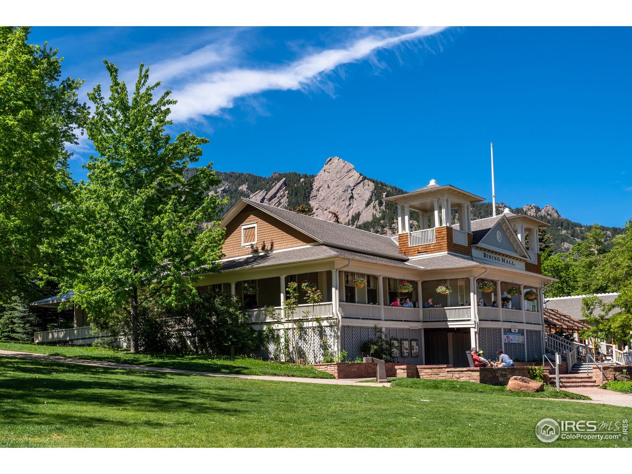 375 16th Street Boulder, CO 80302 - Photo 29 of 30 a front view of a house with garden