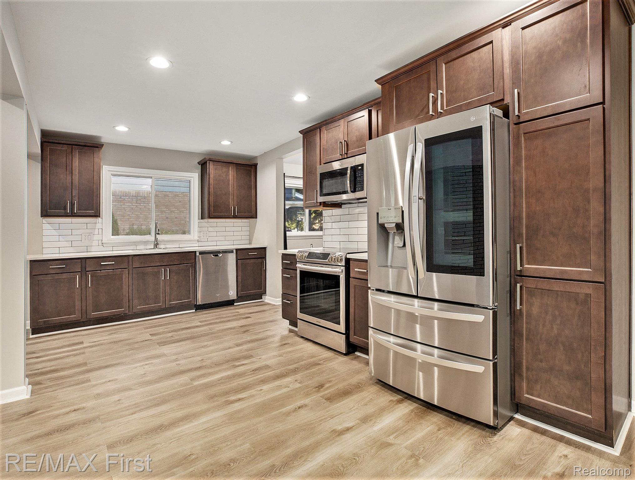 8455 Harding Street Taylor, MI 48180 - Photo 12 of 38 Gallery Image 12