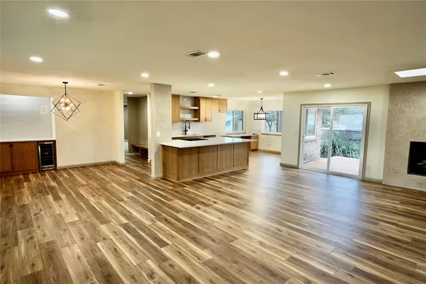 $665,000 | 305 Bluebonnet Drive, Grapevine, TX 76051