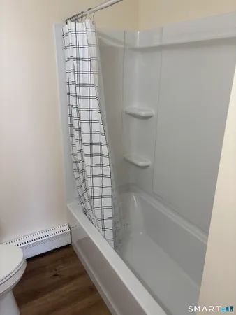 $2,500 | 95 Pennsylvania Avenue, East Lyme, CT 06357