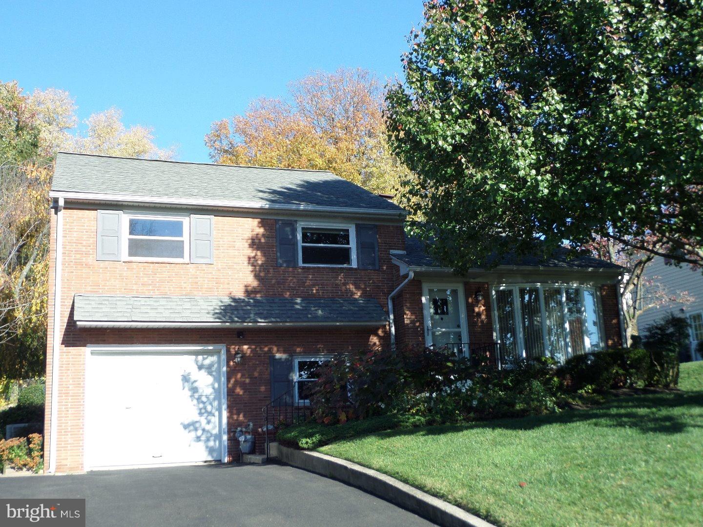 2039 Fortune Road Glenside, PA 19038 - Photo 2 of 25 Gallery Image 2
