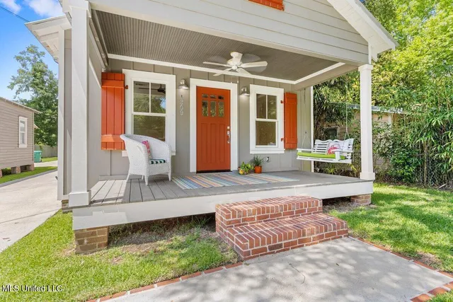 $850,000 | 1309 Bowen Avenue, Ocean Springs, MS 39564