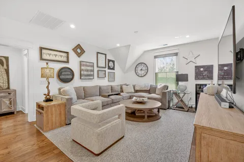 $1,399,900 | 3733 Granny White Pike, Nashville, TN 37215
