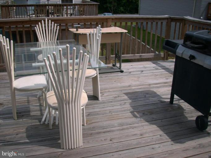 4128 Cutty Sark Road Middle River, MD 21220 - Photo 4 of 4 Deck