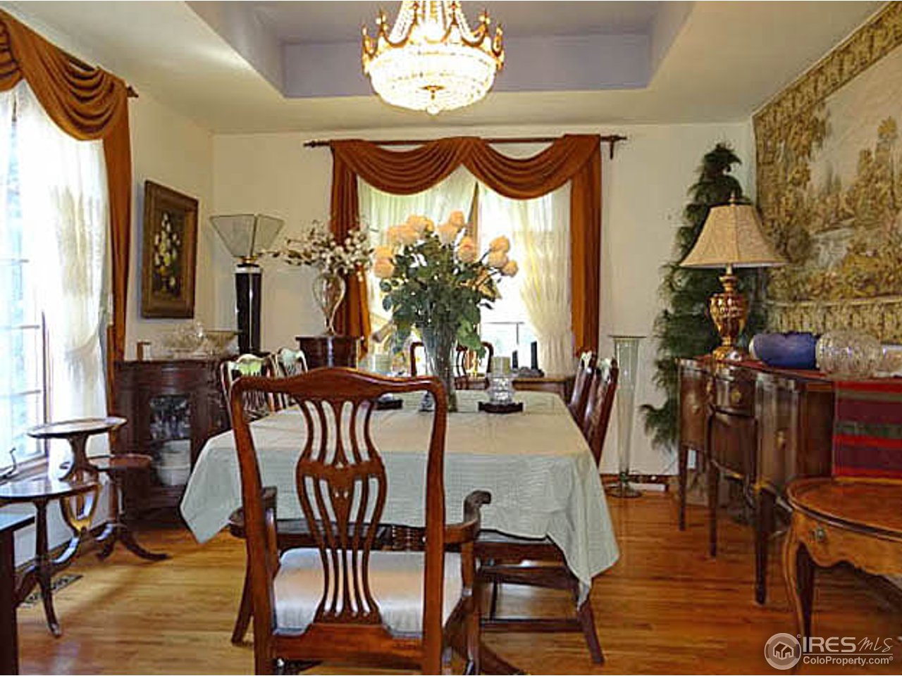 Formal Dining Room With Lovely Ceiling Detail