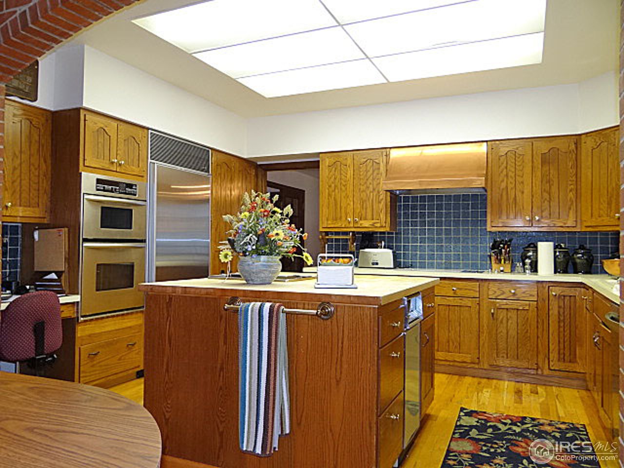 Lots Of Cabinets