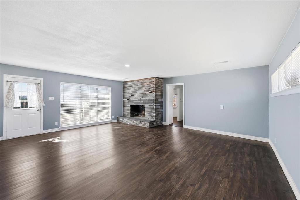 660 West Main Street Lancaster, TX 75146 - Photo 5 of 22