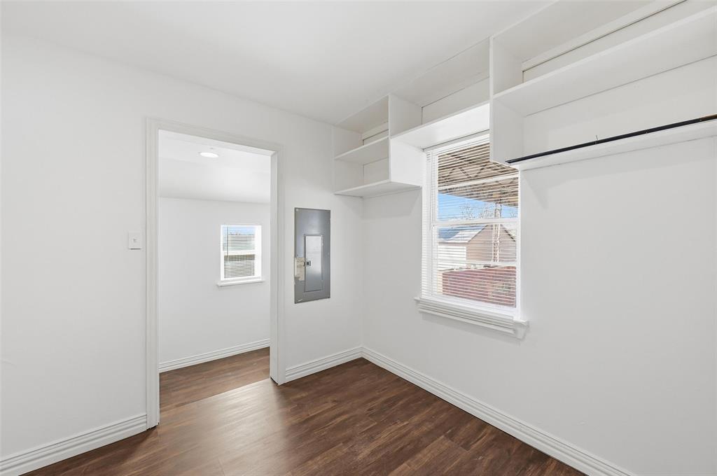 660 West Main Street Lancaster, TX 75146 - Photo 7 of 22