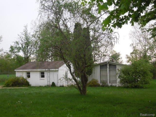 5209 Jones Road North Branch, MI 48461 - Photo 1 of 20 oi 166.jpg