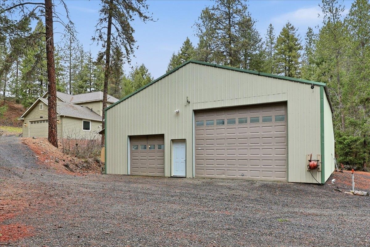 23039 North Crescent Road Chattaroy, WA 99003 - Photo 2 of 47