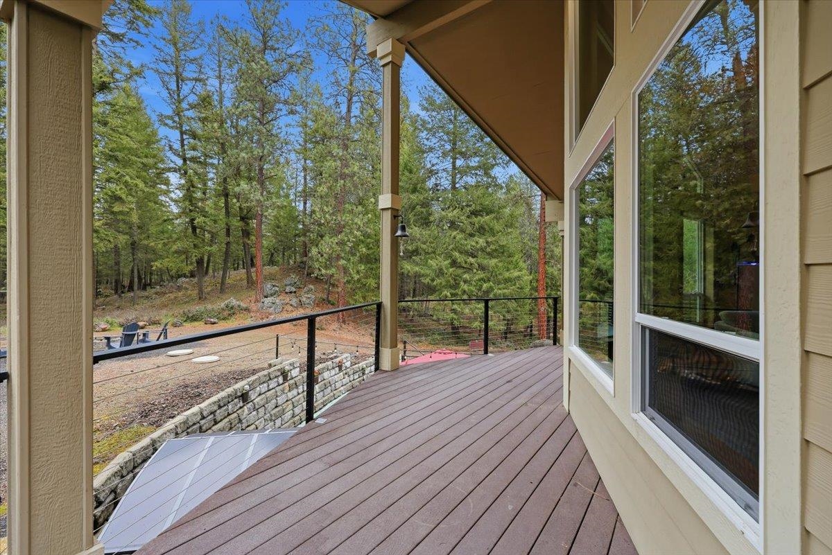 23039 North Crescent Road Chattaroy, WA 99003 - Photo 34 of 47