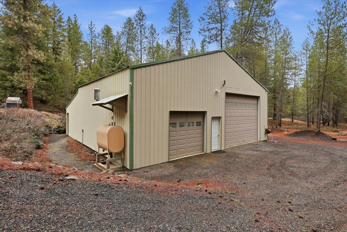23039 North Crescent Road Chattaroy, WA 99003 - Photo 40 of 47