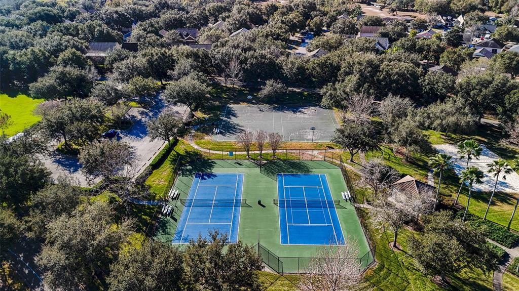 11749 Newberry Grove Loop Riverview, FL 33579 - Photo 46 of 54 a view of a tall brick building