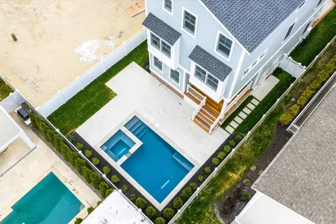 $2,999,000 | 911 Surf Avenue, North Wildwood, NJ 08260