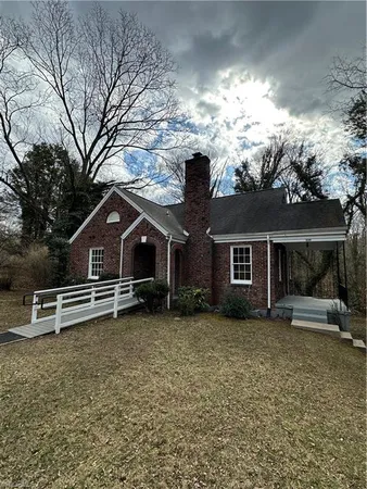 $228,900 | 330 Ridgewood Road, Bassett, VA 24055