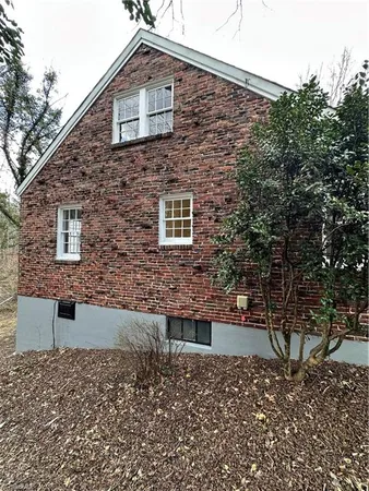 $228,900 | 330 Ridgewood Road, Bassett, VA 24055