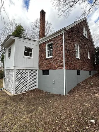 $228,900 | 330 Ridgewood Road, Bassett, VA 24055
