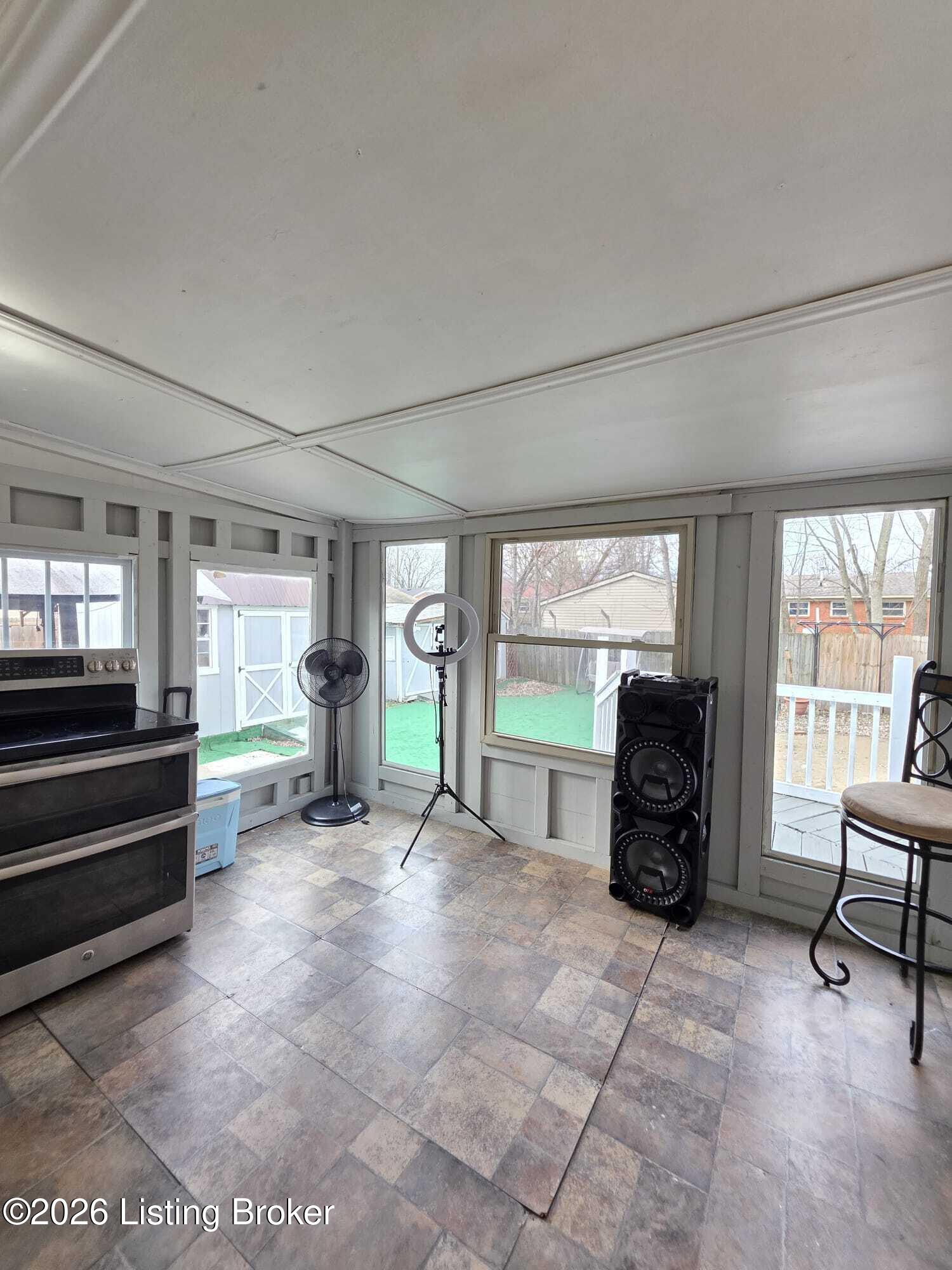 291 Overlook Road Louisville, KY 40229 - Photo 30 of 41 1000097697