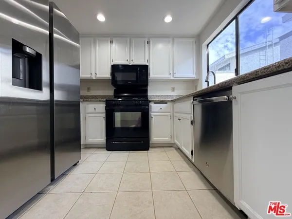 $3,500 | 31 Eastern Avenue, Unit 4, Pasadena, CA 91107