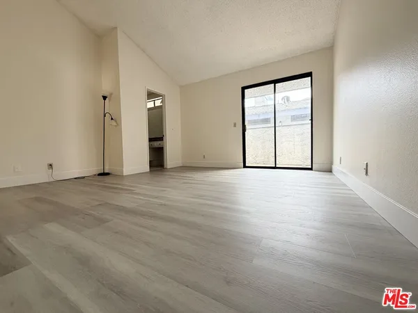 $3,500 | 31 Eastern Avenue, Unit 4, Pasadena, CA 91107