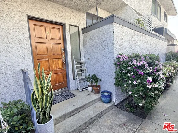 $3,500 | 31 Eastern Avenue, Unit 4, Pasadena, CA 91107