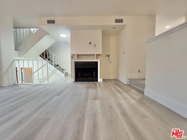 $3,500 | 31 Eastern Avenue, Unit 4, Pasadena, CA 91107