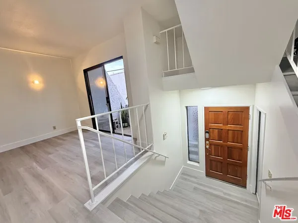 $3,500 | 31 Eastern Avenue, Unit 4, Pasadena, CA 91107