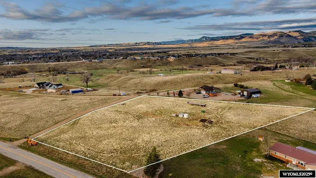 $285,000 | 3 Valley View Estates, Buffalo, WY 82834