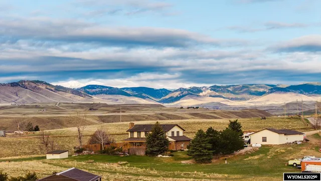 $285,000 | 3 Valley View Estates, Buffalo, WY 82834