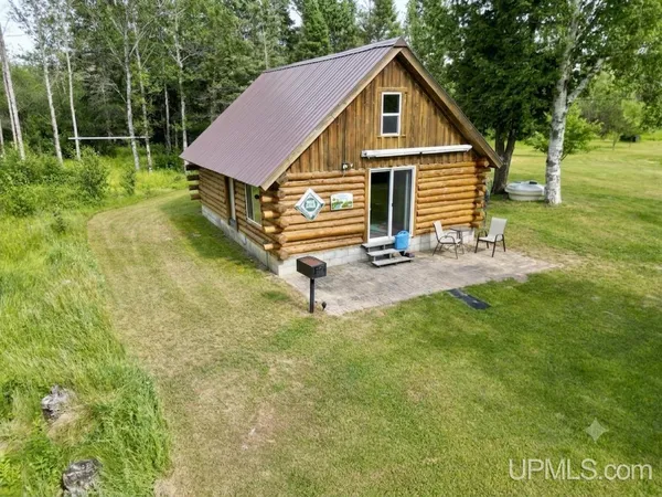 $124,900 | 8357 School 16 Road, Rapid River, MI 49878