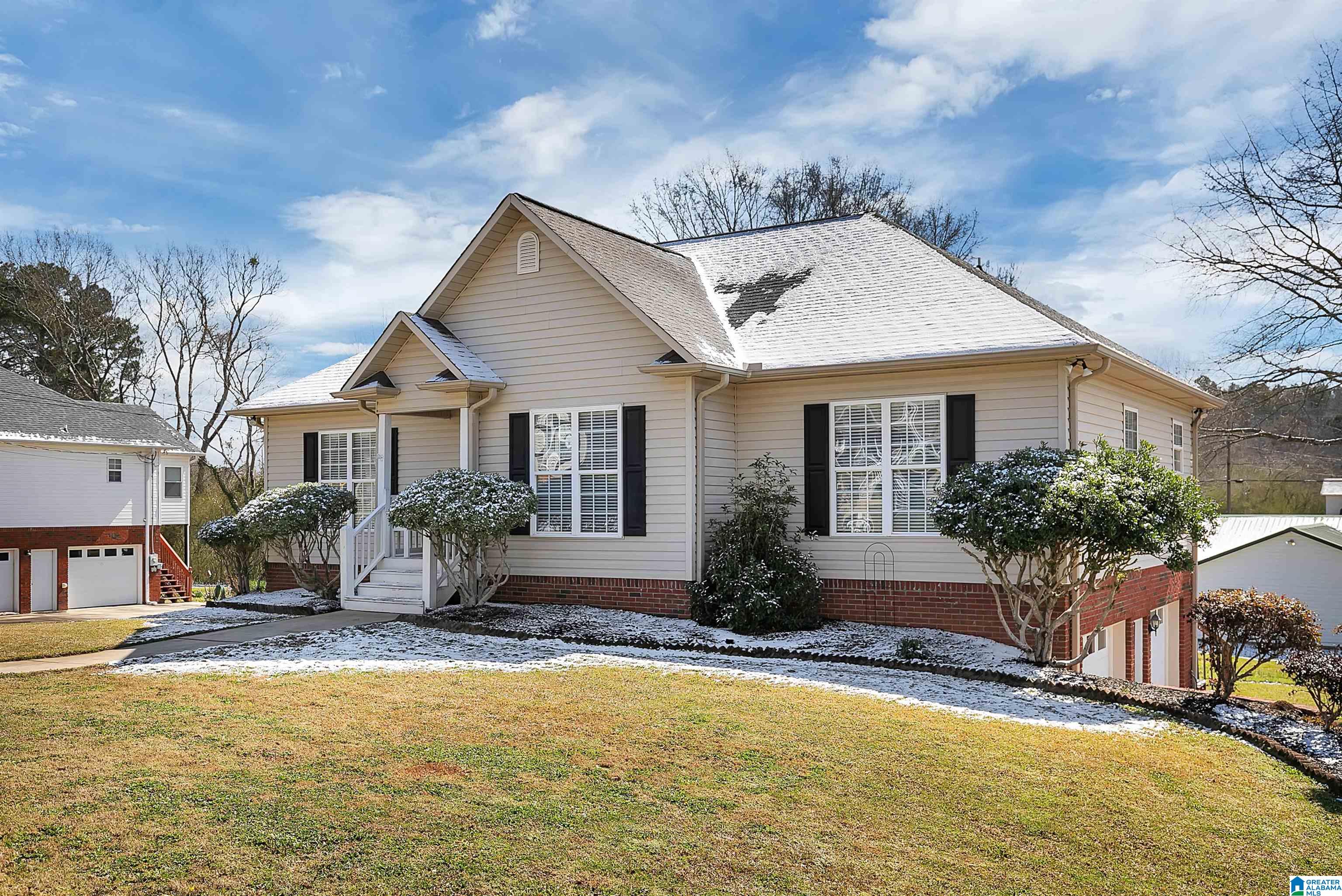 4414 Edith Avenue Dora, AL 35062 - Photo 4 of 38