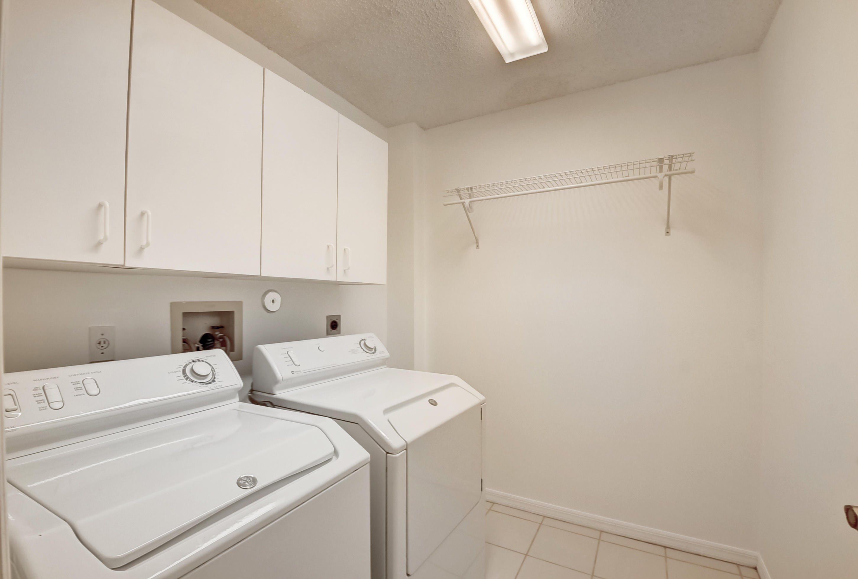 21280 Sawmill Court Boca Raton, FL 33498 - Photo 16 of 34 22_22_ebf_7427_28_29_30_31