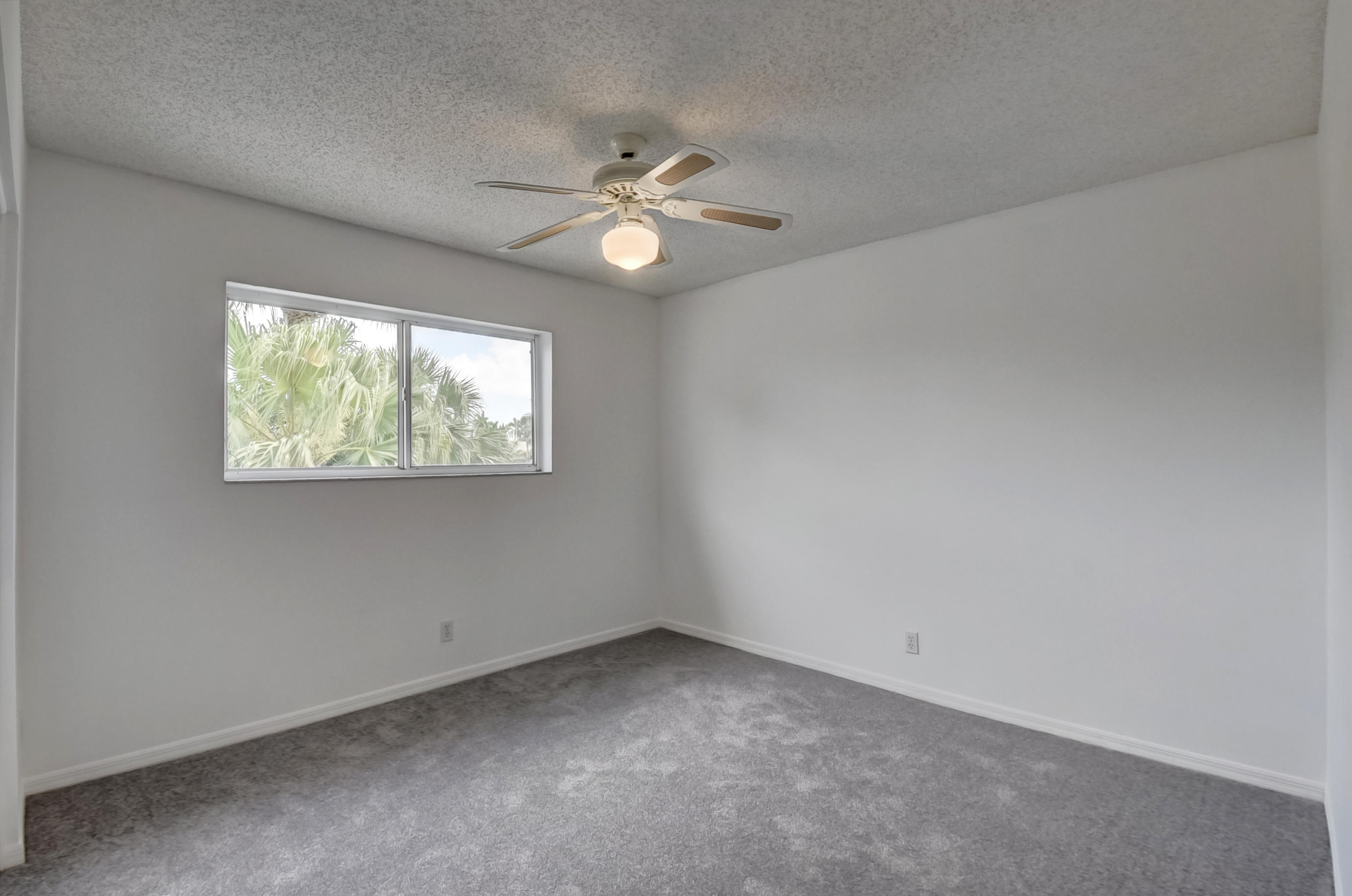 21280 Sawmill Court Boca Raton, FL 33498 - Photo 18 of 34 24_24_ebf_7457_58_59_60_61